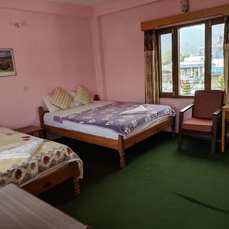 Hotel Lotus Inn Pokhara Eksteriør bilde