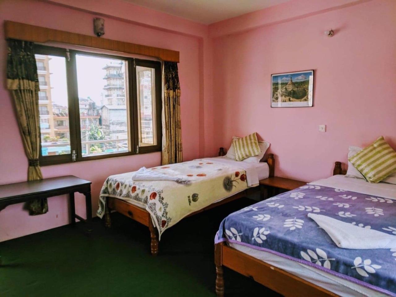 Hotel Lotus Inn Pokhara Eksteriør bilde