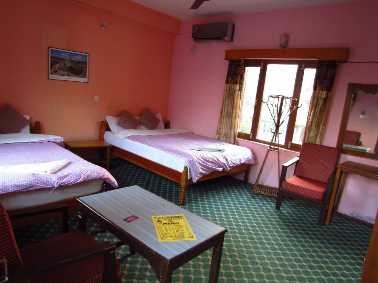 Hotel Lotus Inn Pokhara Eksteriør bilde