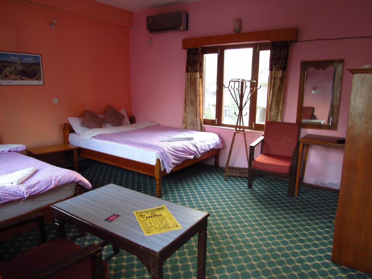 Hotel Lotus Inn Pokhara Eksteriør bilde